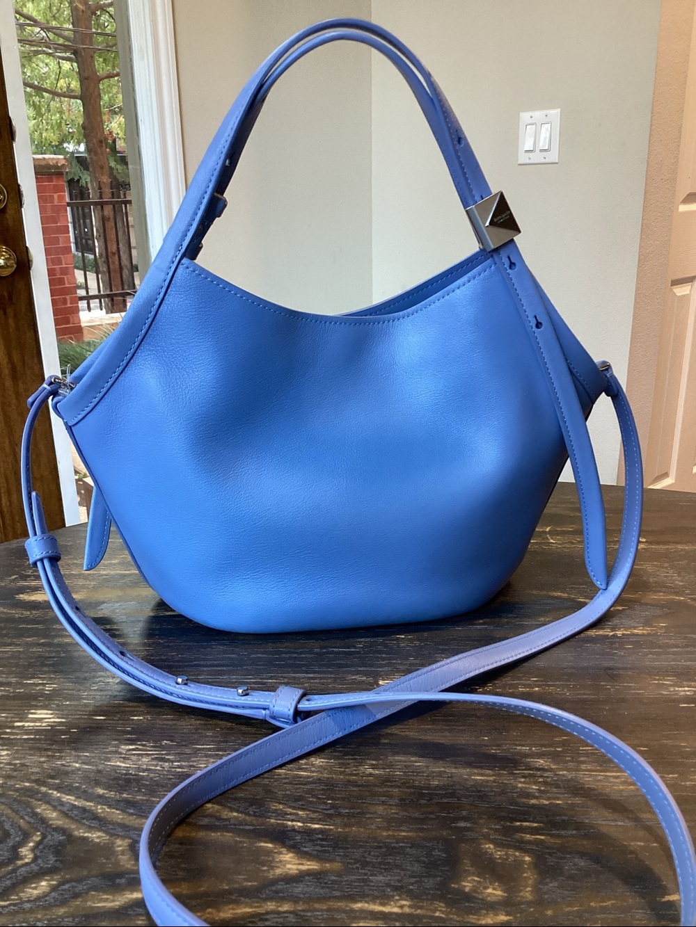 kate spade Deco Tulip Small Blue Leather Tote Bag